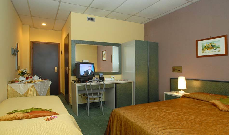 Triple Room