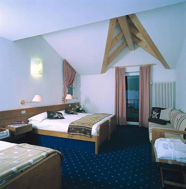 Triple Room,31452719:JPEG