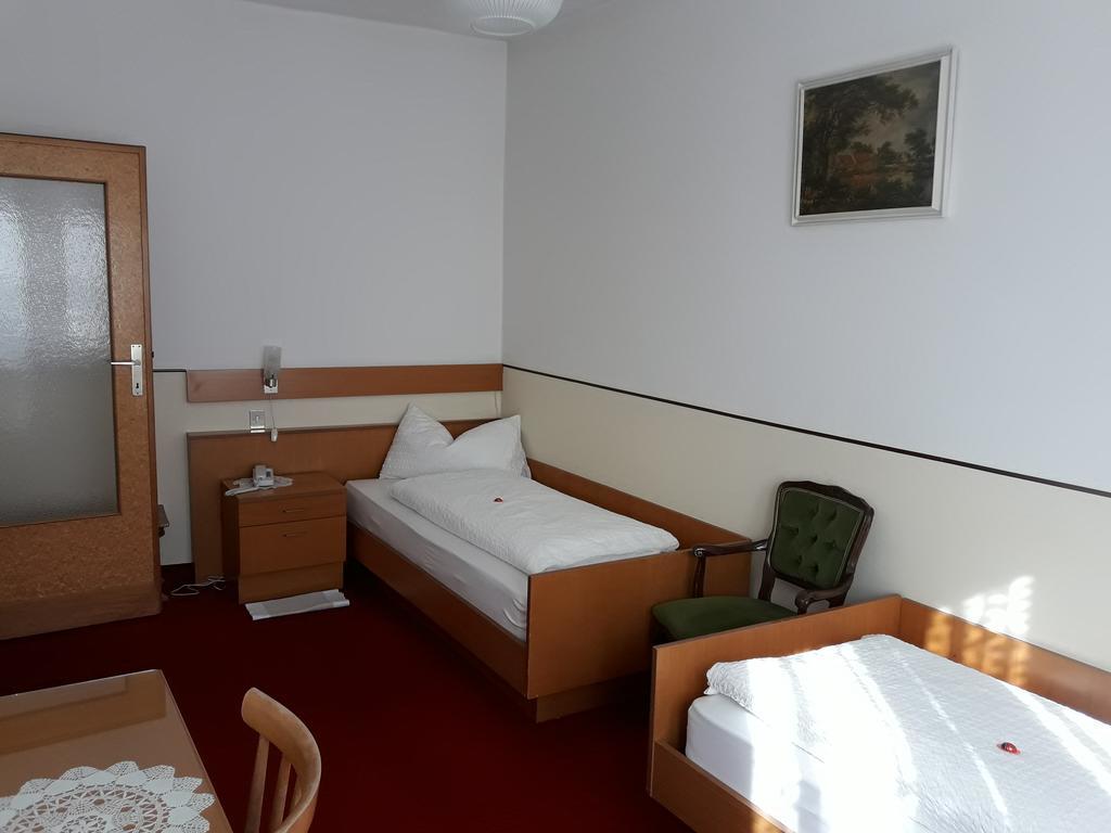 Classic Twin Room
