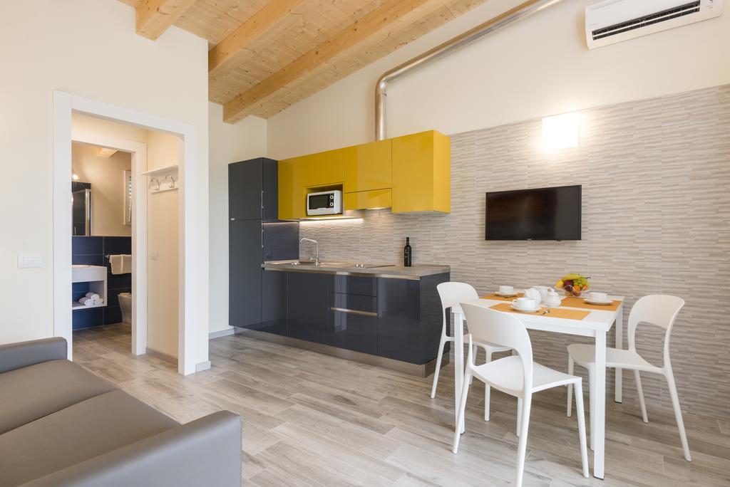 Deluxe Two-Bedroom Apartment