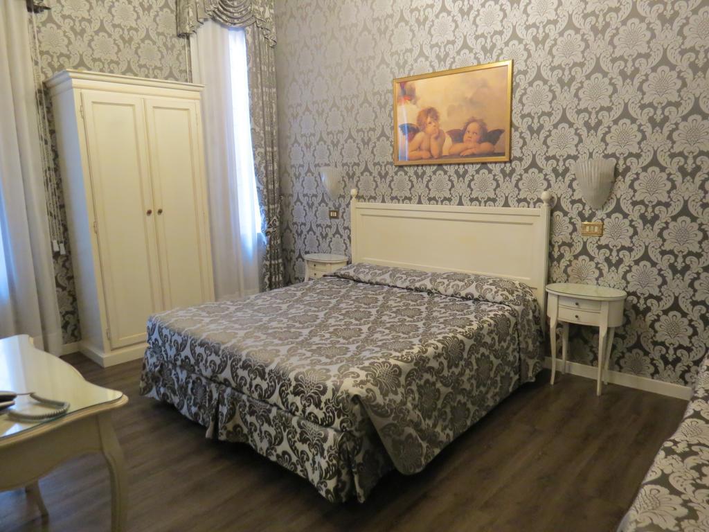 Dreibettzimmer