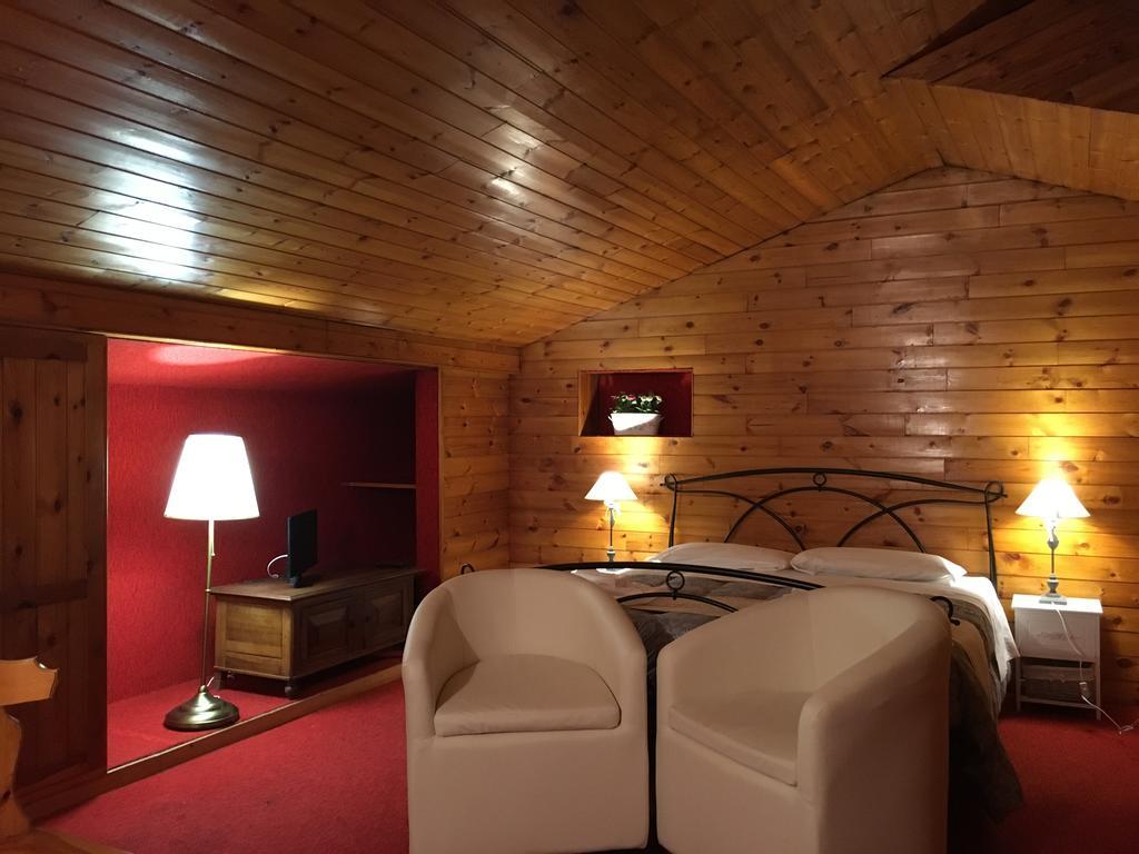 Camera Familiare con Bagno