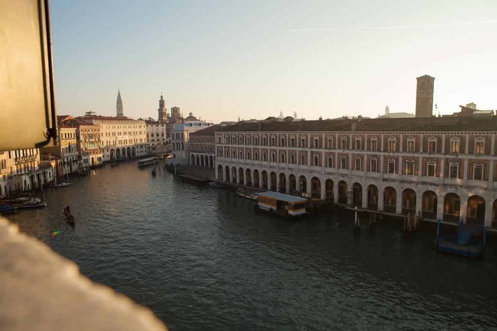 Superior Tweepersoonskamer met uitzicht op Canal Grande