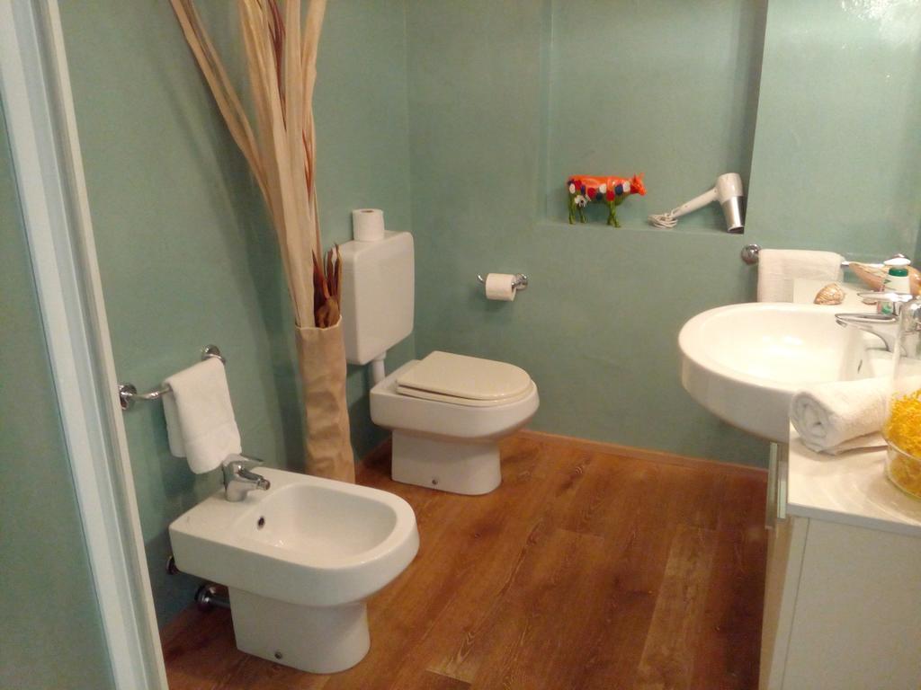 Tweepersoonskamer met een Eigen Externe Badkamer