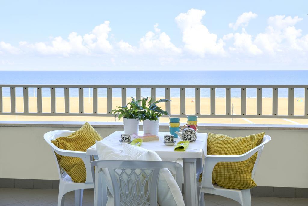Estudio con vistas al mar