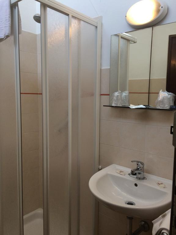 Quarto Duplo