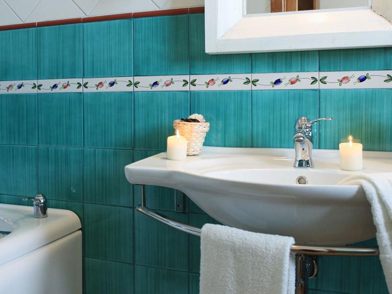 King Room Spa Bath,1288148023:JPEG