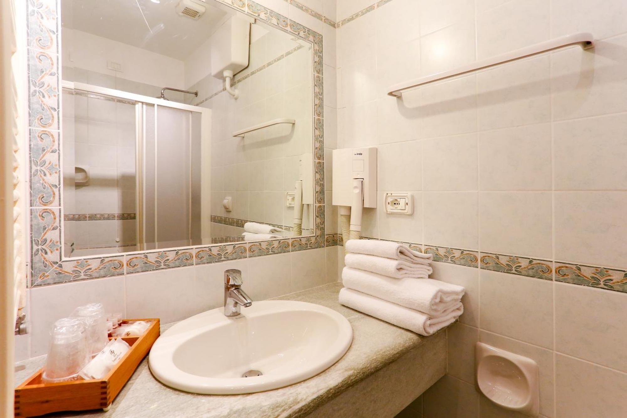 Habitación Familiar (2 adultos y 2 niños)