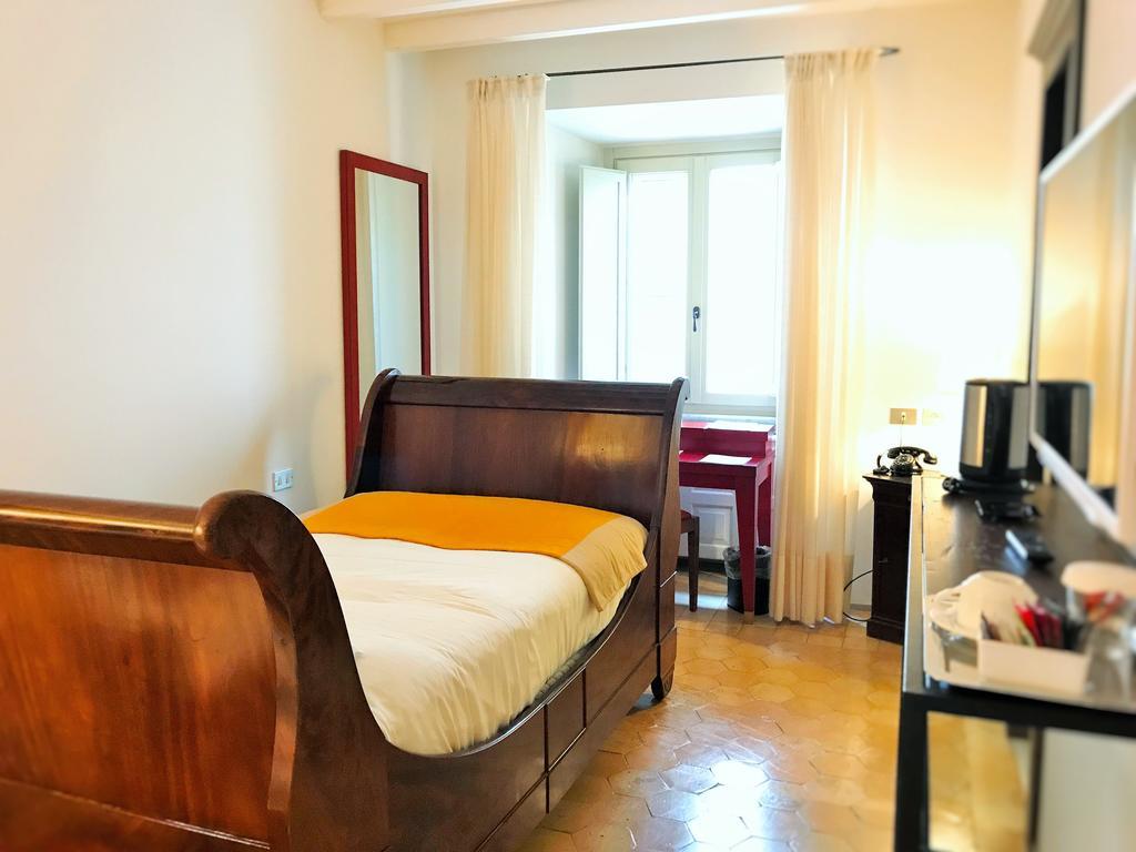 Double Room (1 Adult)