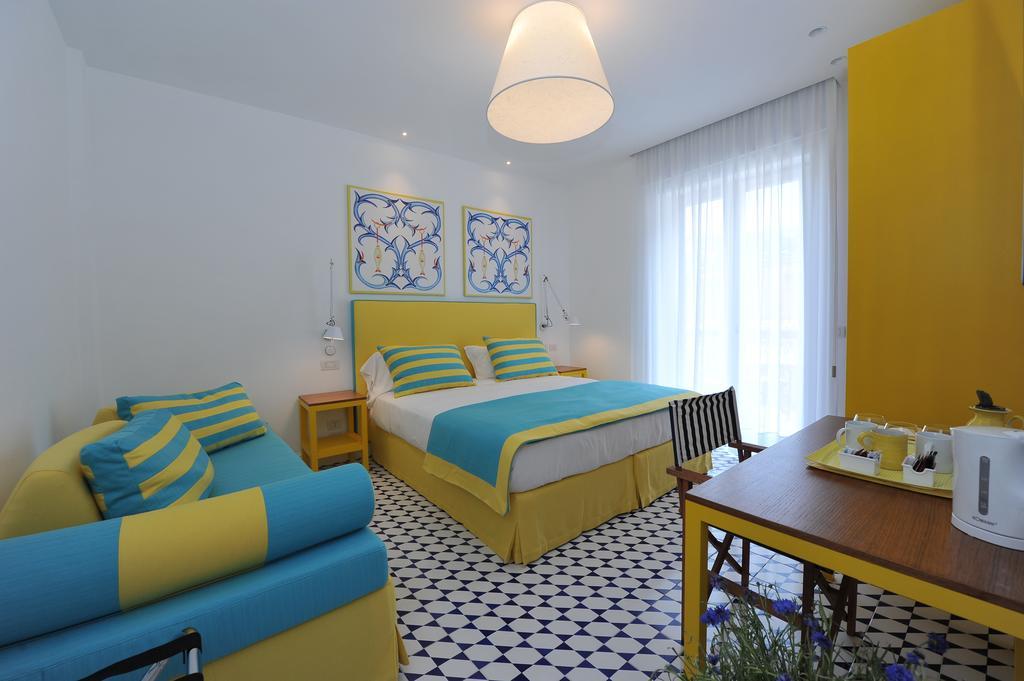 Luxe Kamer met 1 of 2 Bedden en Balkon