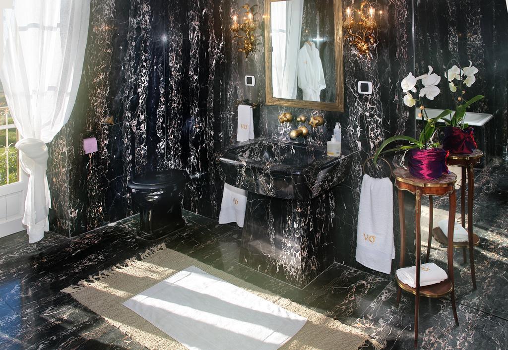 Deluxe Double Room with Bath