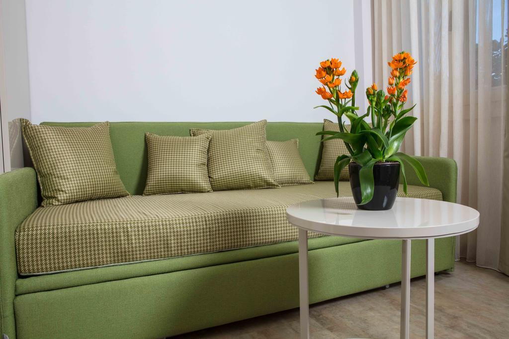 Gold Suite mit Balkon und Seeblick