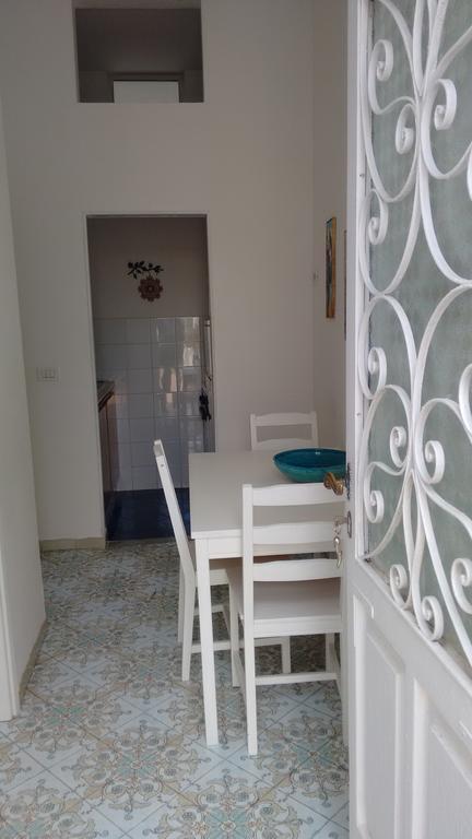 Double Room,1091265111:JPEG