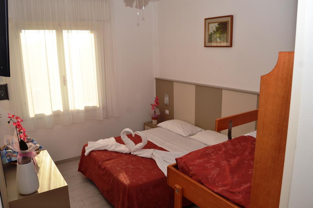 Triple Room with Balcony,400235136:JPEG