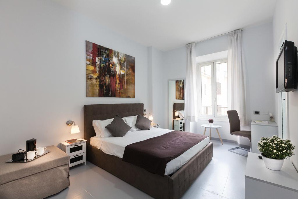 Quarto Triplo Standard