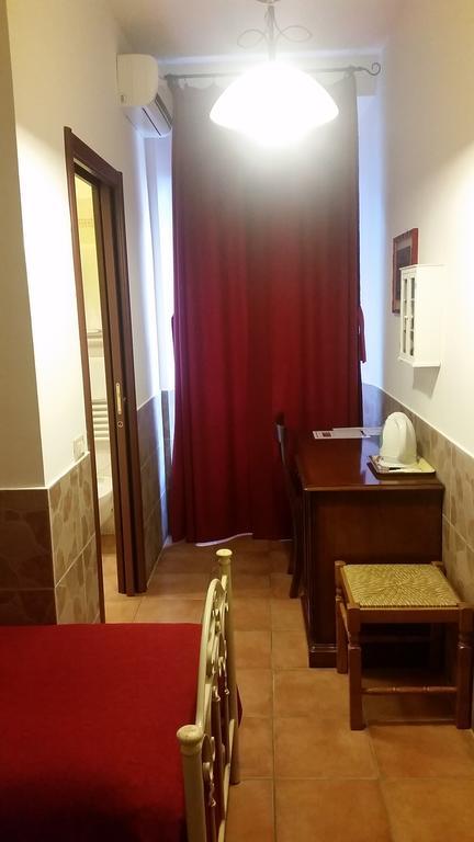 Single Room Bathroom