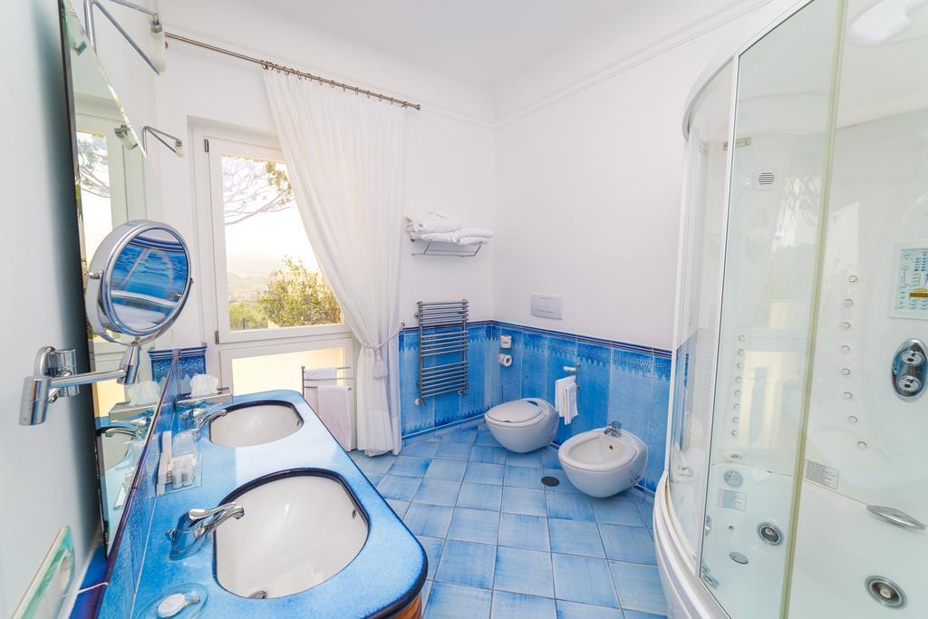 Suite Junior con vistas al jardín