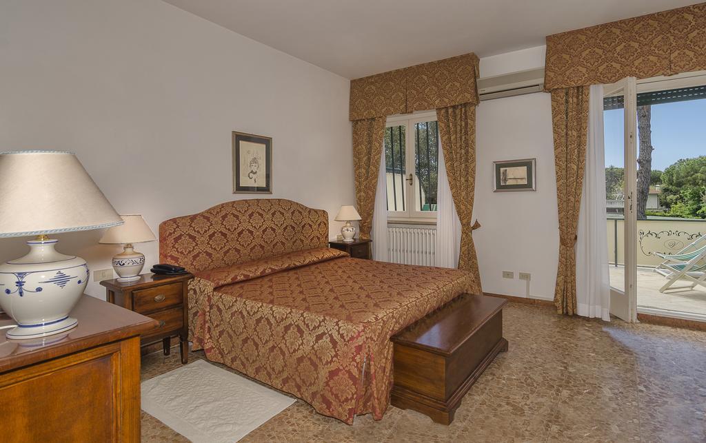 Superior Double Room,697537101:JPEG
