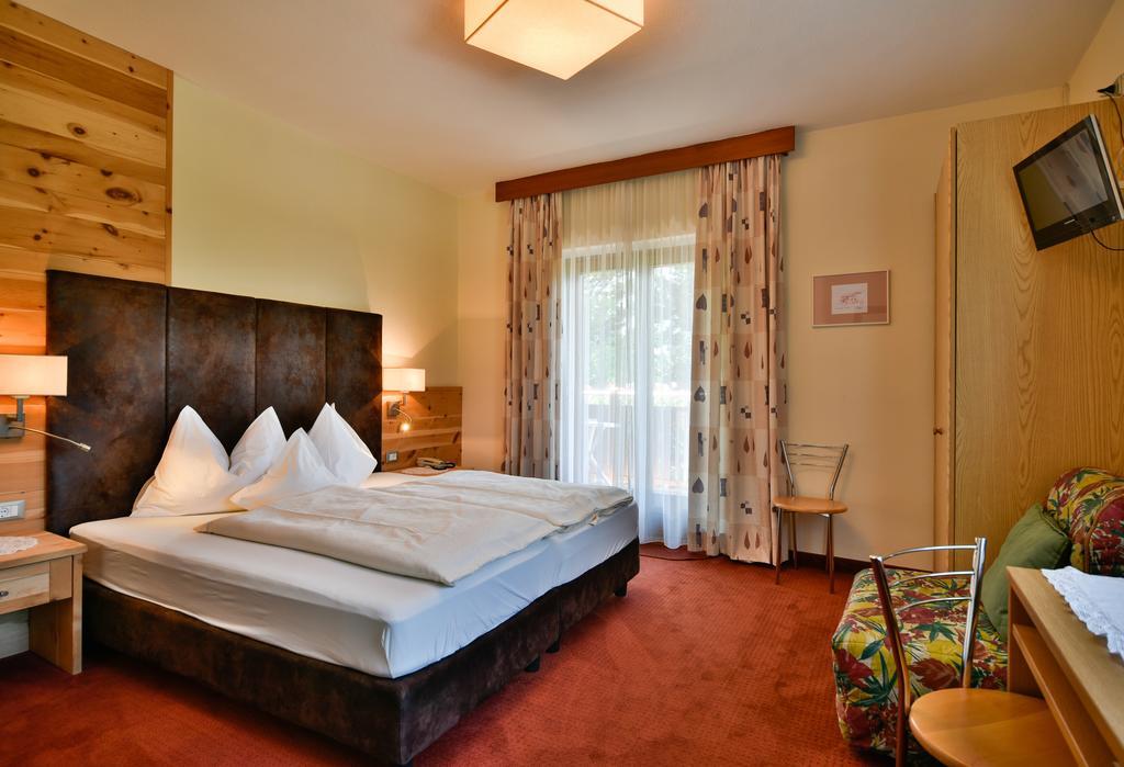 Double Room Balcony,403986216:JPEG