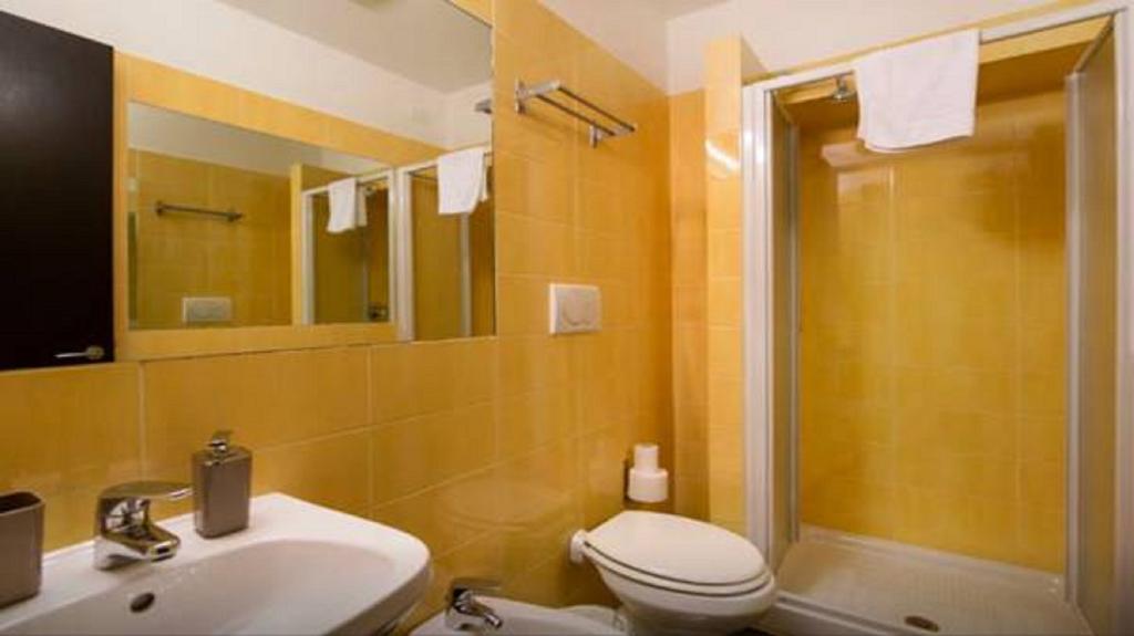 Vierpersoonskamer met Eigen Badkamer