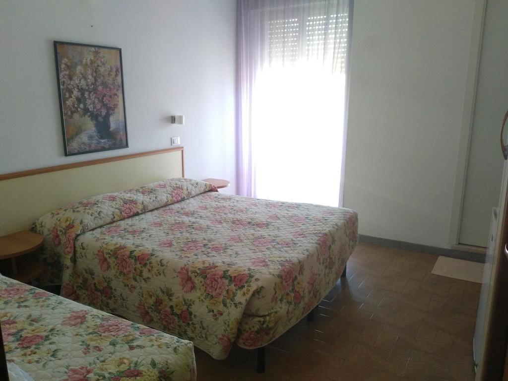 Dreibettzimmer