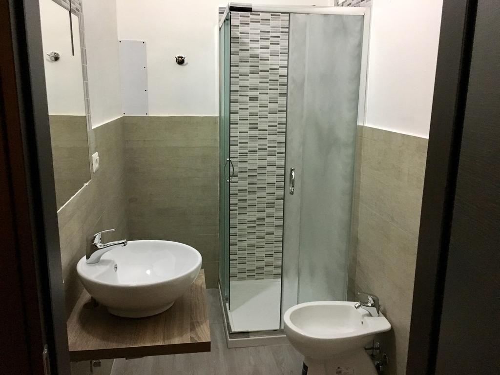 Quarto Quádruplo com Casa de Banho Privativa