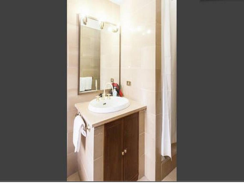 Apartament dwupoziomowy z 2 sypialniami