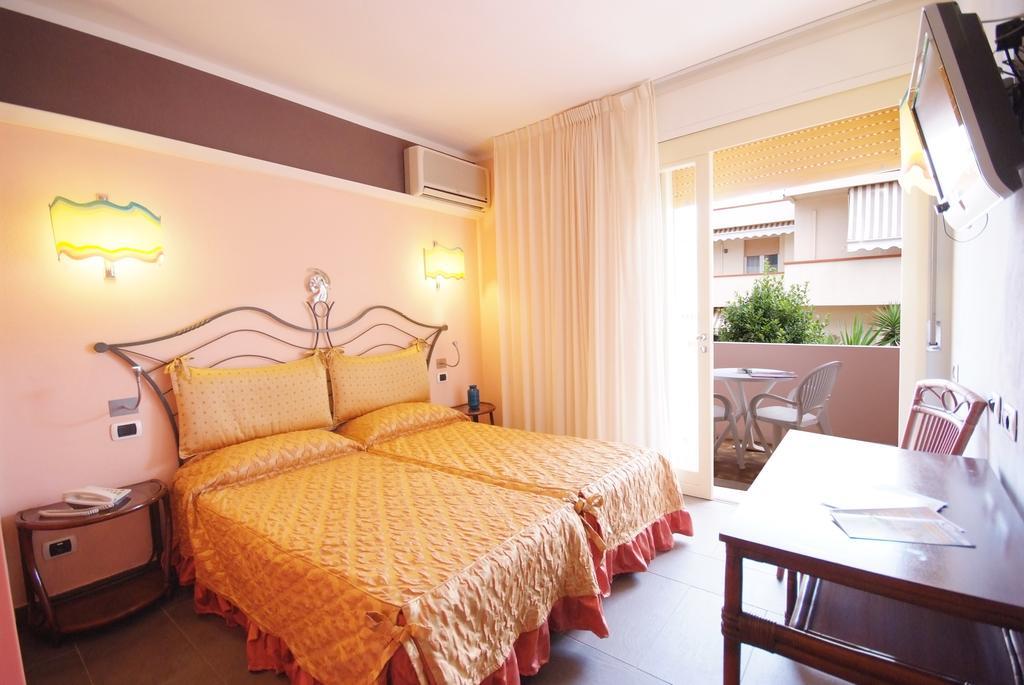 Double or Twin Room with Balcony,436209438:JPEG