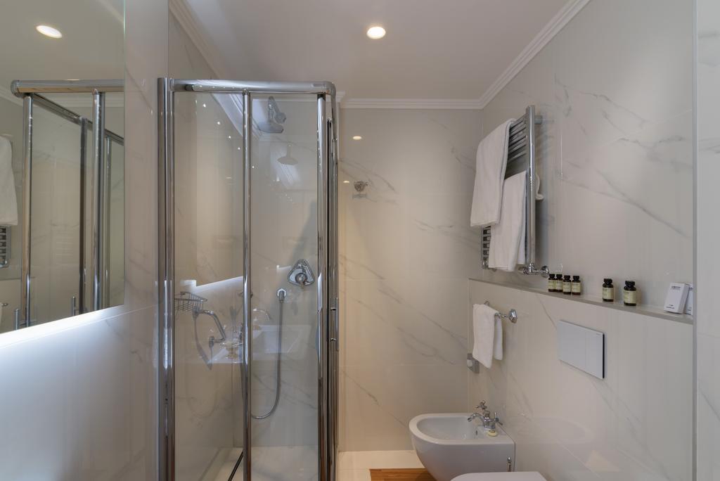 Chambre Double Classique (1 Adulte)