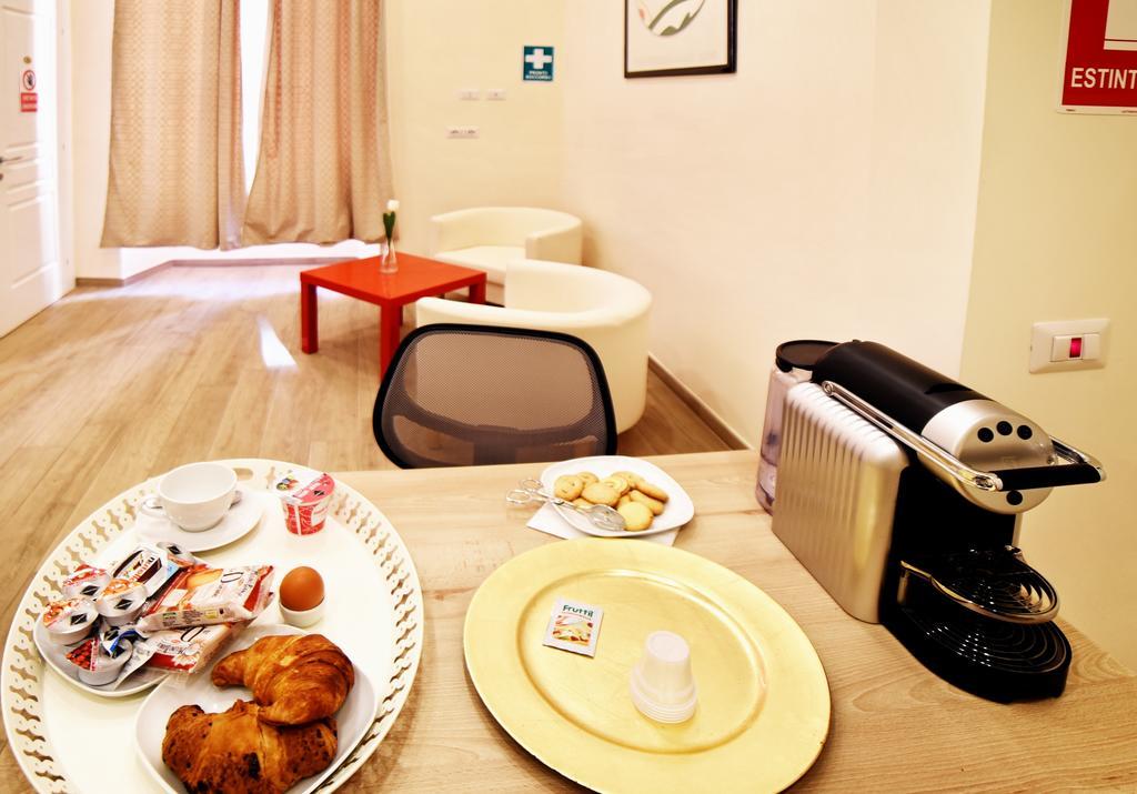 Deluxe Double Room with Balcony,546047070:JPEG