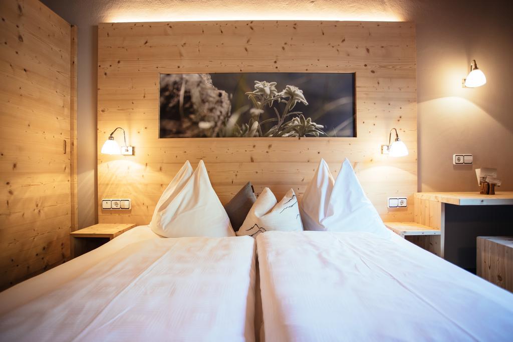 Double Room Mountain View