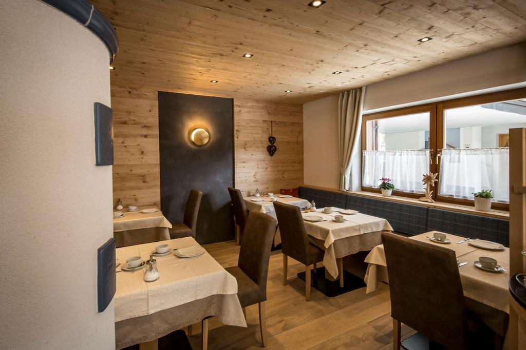 Suite mit Bergblick