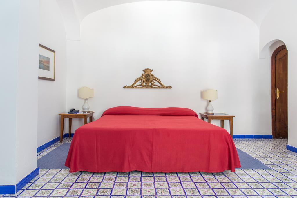 Quarto Triplo Clássico