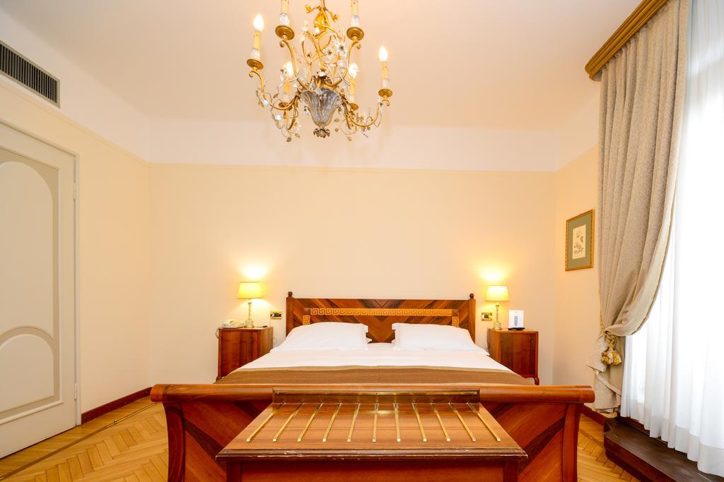 Superior Double Room with Duomo View