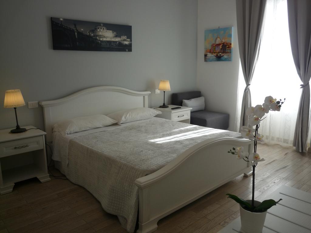 Deluxe Double or Twin Room City View