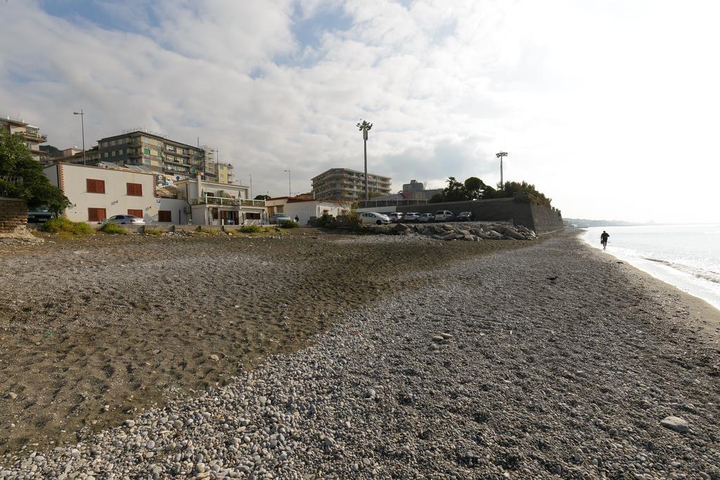 Deluxe Room with Terrace (4 Adults),463720569:JPEG