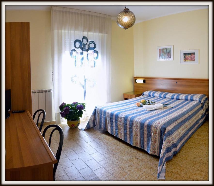Double Room Extra Bed,47515096:JPEG