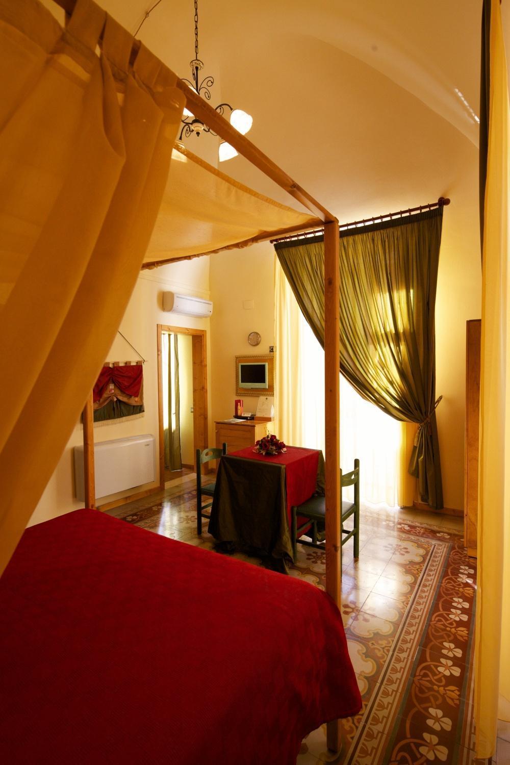 Double Room,1191319540:JPEG