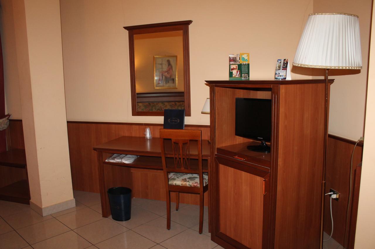 Triple Room,507515703:JPEG