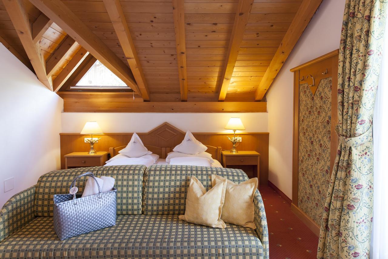 Double Room Balcony,231728890:JPEG