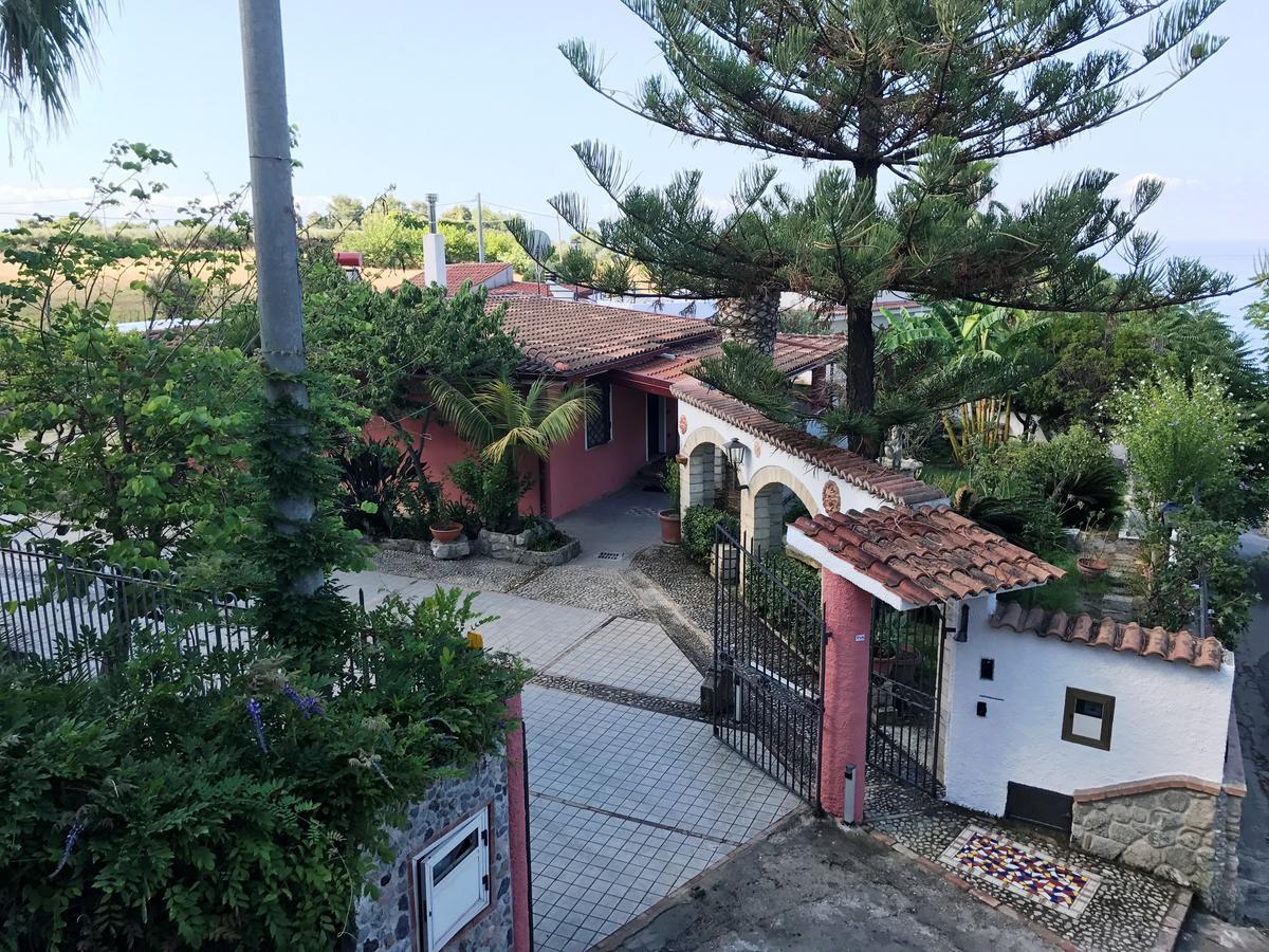 Deluxe Villa,508841238:JPEG