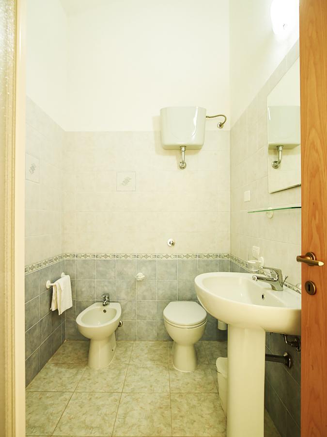 Standard Triple Room,520424523:JPEG