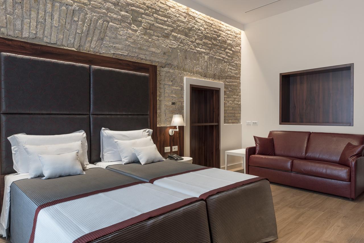 Luxury Double Room Extra Bed