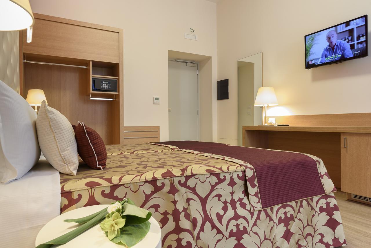 Deluxe Double Room Extra Bed