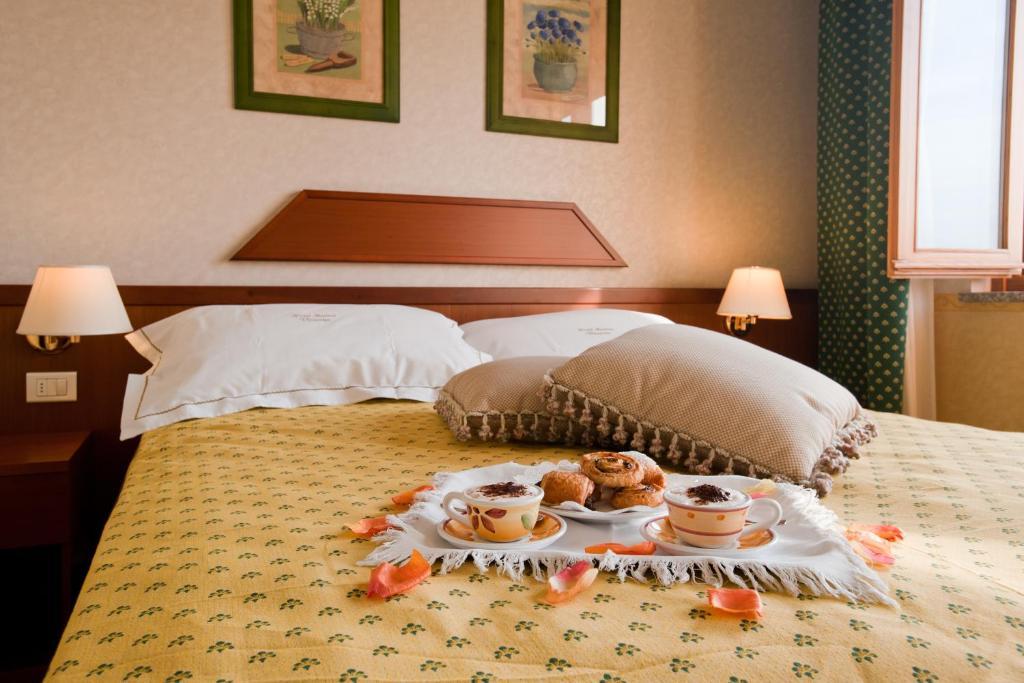 Superior Double or Twin Room,1363540436:JPEG