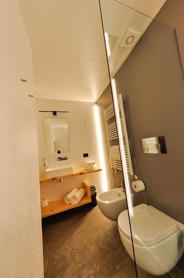 Deluxe Double Room with Hot Tub and Balcony