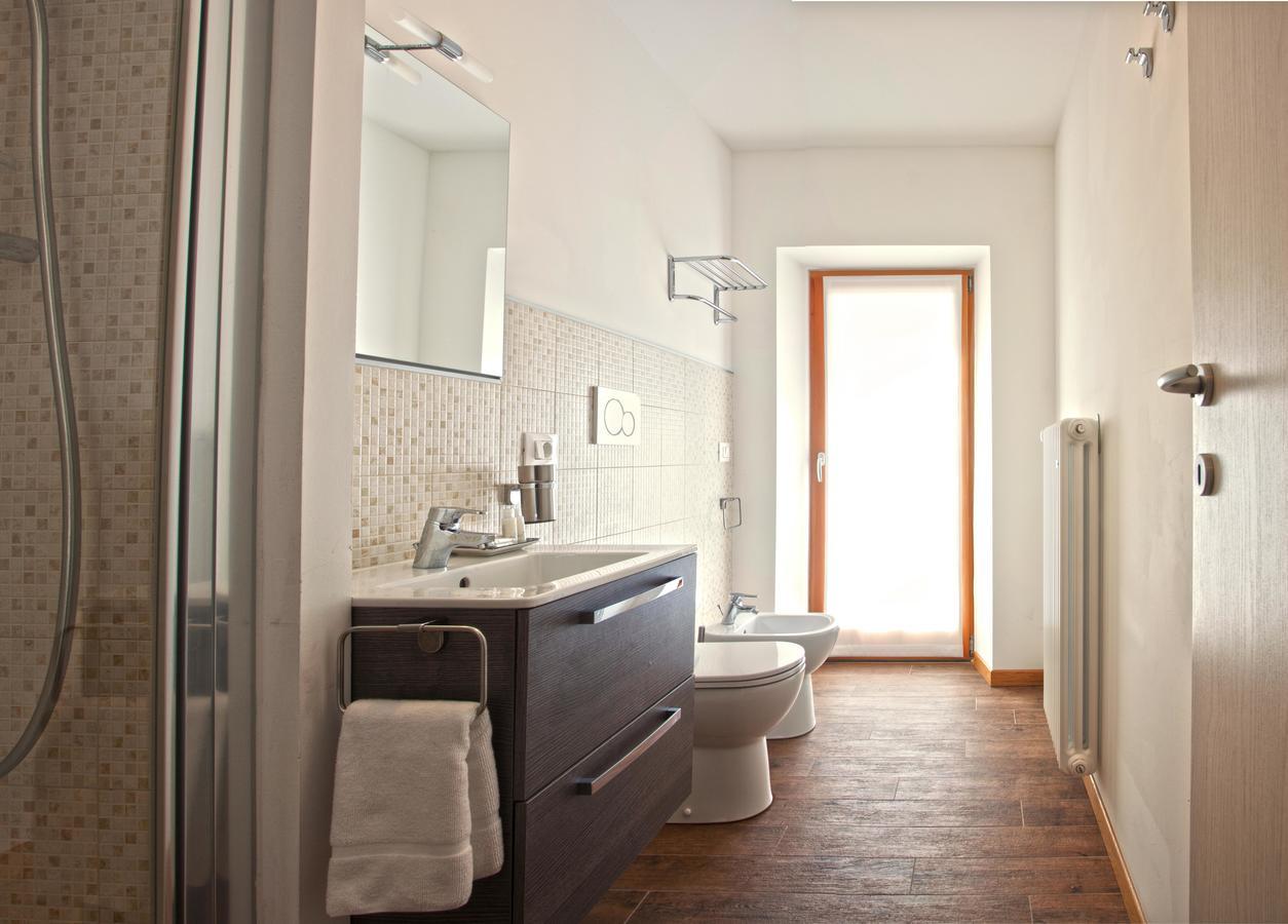 Standard Studio,536292741:JPEG