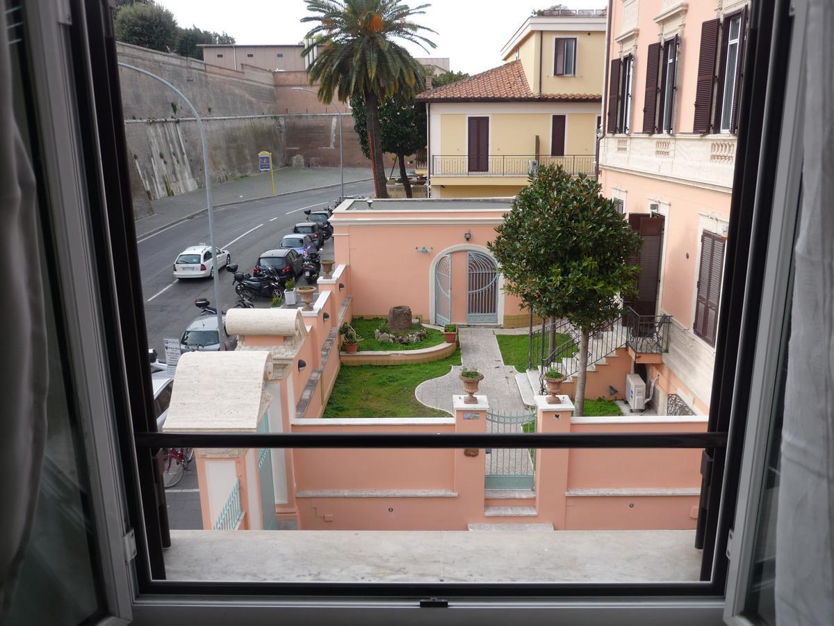 Deluxe Double or Twin Room City View