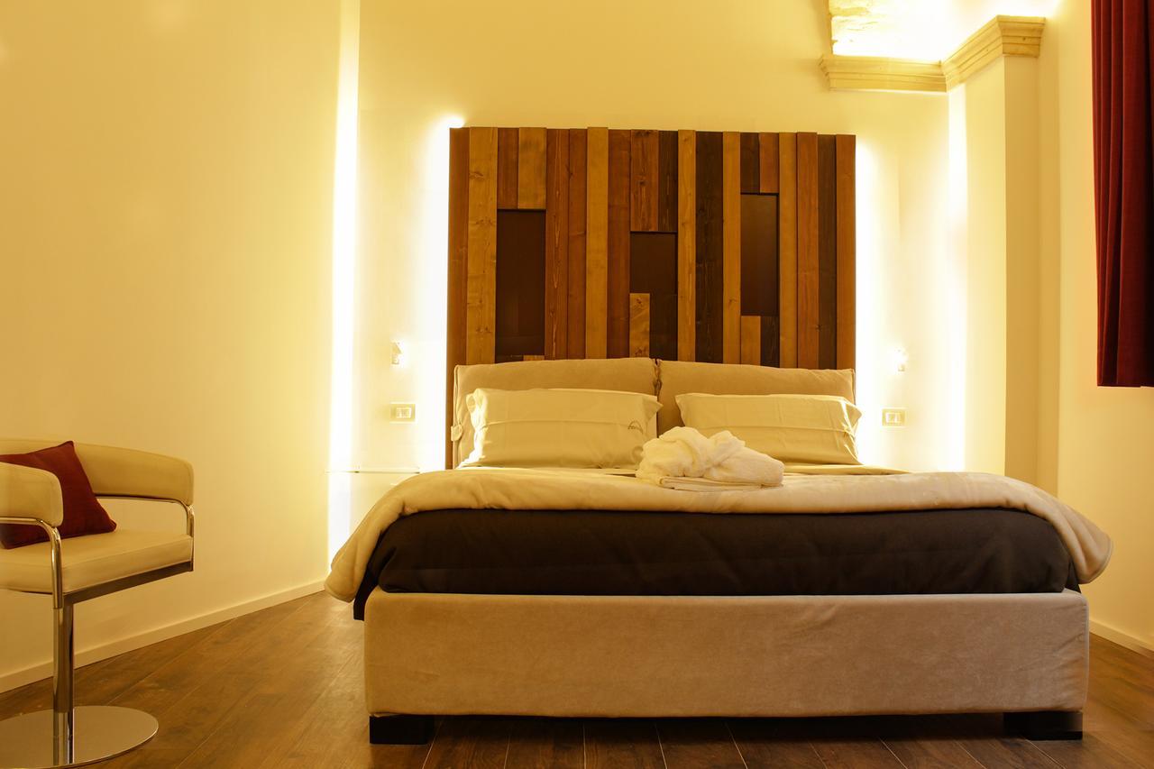 Deluxe Double Room,543817470:JPEG