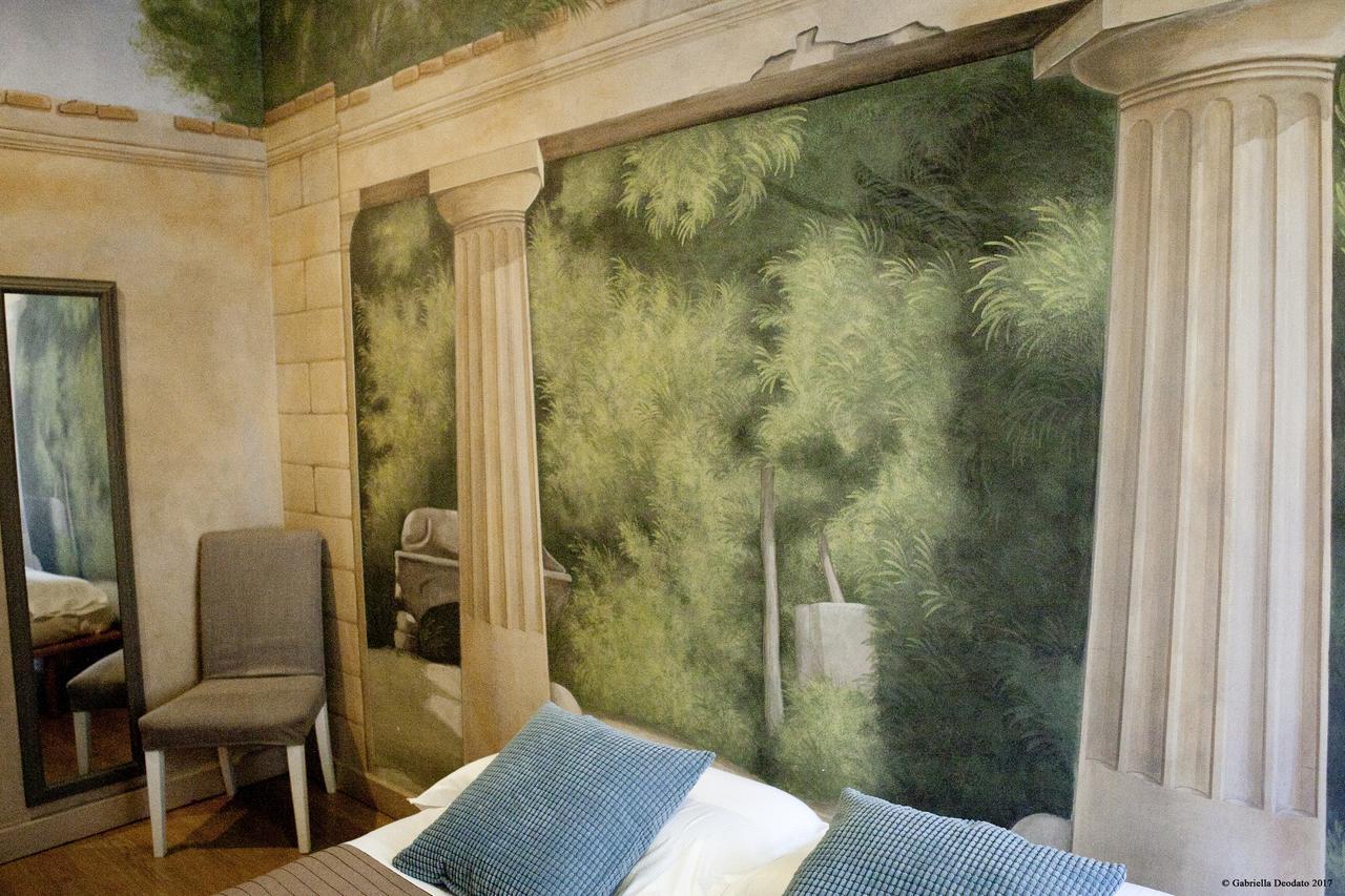 Quarto Pequeno com Cama de Casal ou 2 de Solteiro